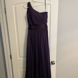 Vera Wang maxi dress. Mid-slit.